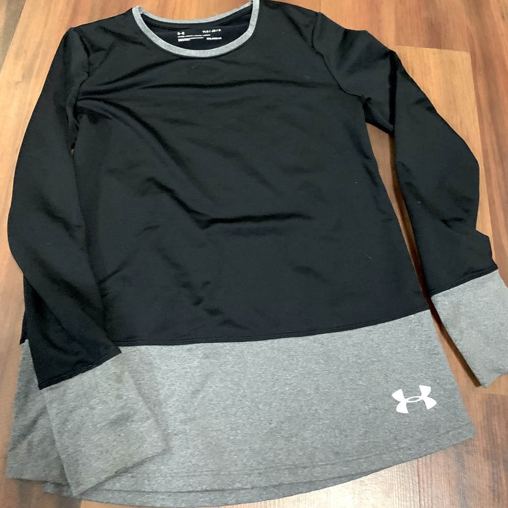 Kids Long sleeve Under Armour shirt youth Large